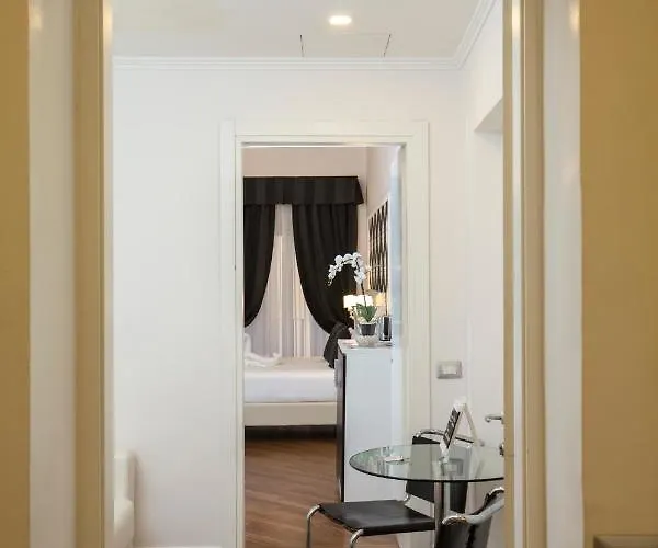 Navona Гостевой дом 4*
